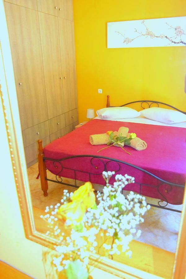 Dourios Ippos Apartments Frikes Экстерьер фото